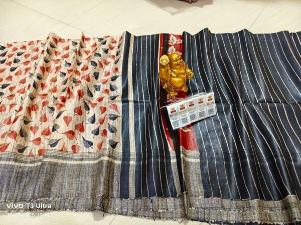 Pure Silk Tussar Ghicha Screen Printed Saree - Image 2