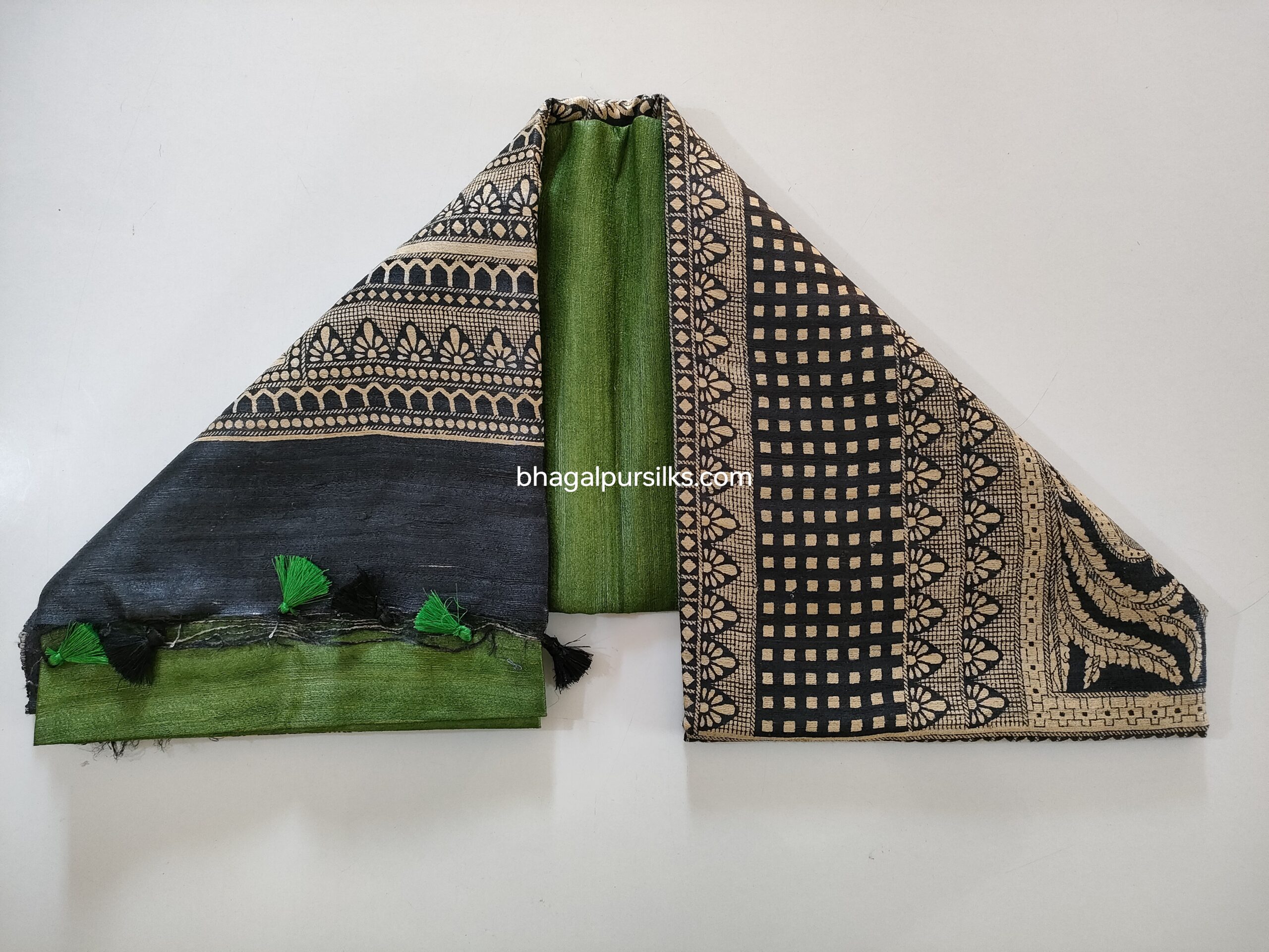 Pure Silk Tussar Ghicha Screen Printed Saree - Image 6