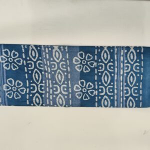 Pure Cotton Hand Block Batik Print Saree With Blouse Pcs-Blue