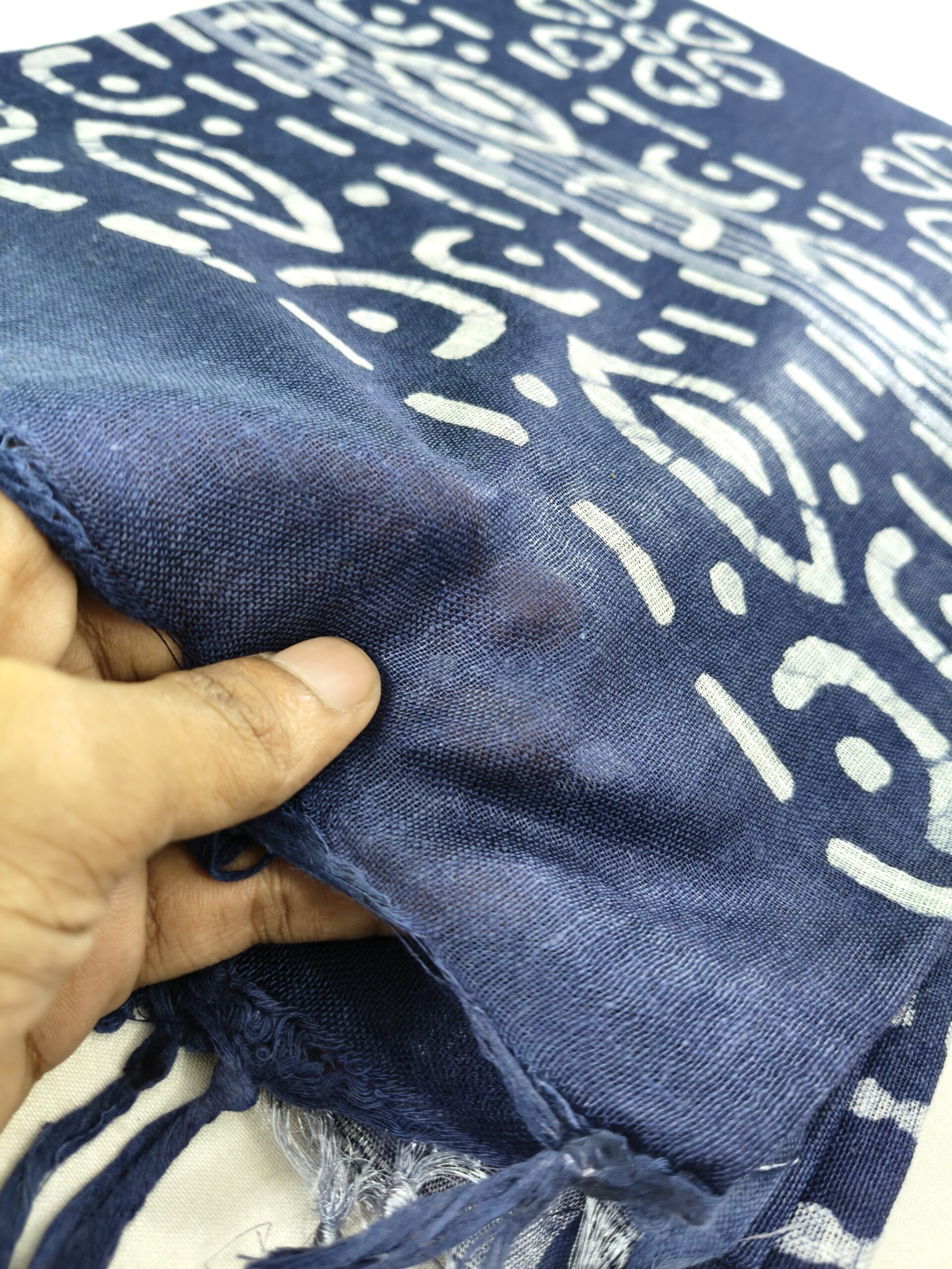 Pure Cotton Hand Block Batik Print Saree With Blouse Pcs-Navy Blue - Image 4