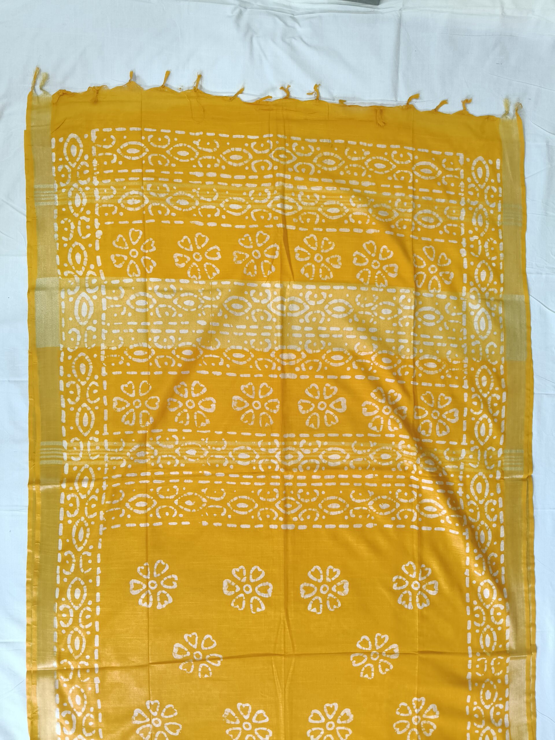 Pure Cotton Hand Block Batik Print Saree With Blouse Pcs-Yellow